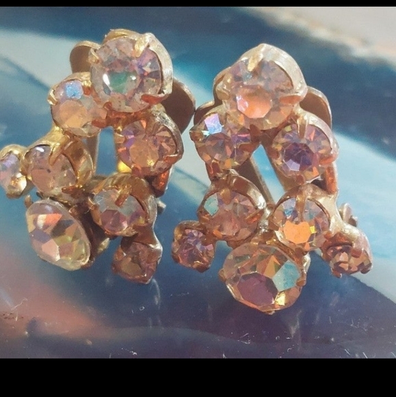 Vintage rhinestones floral design some uranium glass necklace and earrings set - Picture 4 of 13